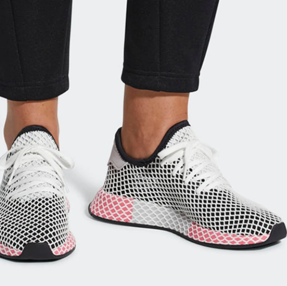 Host pic✨Adidas deerupt size 6 - Picture 2 of 5